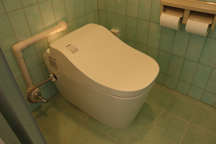 パナソニックのトイレ　アラウーノ
